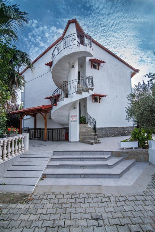 Ferienwohnung Badis Haus Toroni Exterior foto