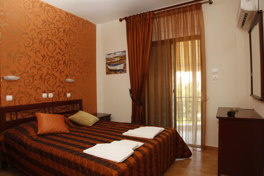 Ferienwohnung Badis Haus Toroni Exterior foto