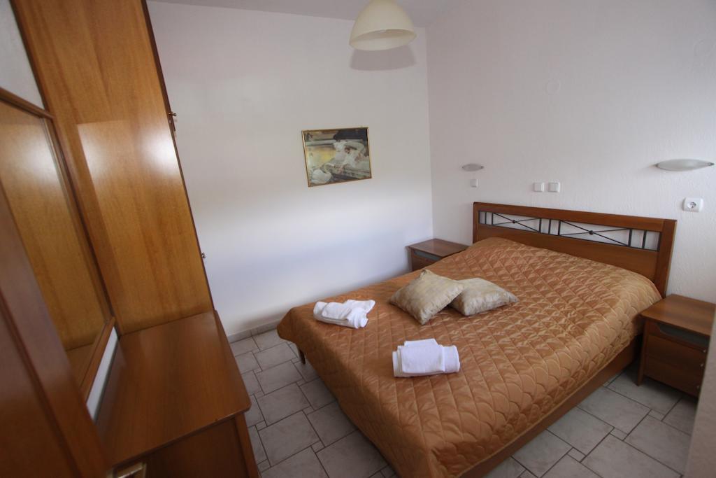 Ferienwohnung Badis Haus Toroni Exterior foto
